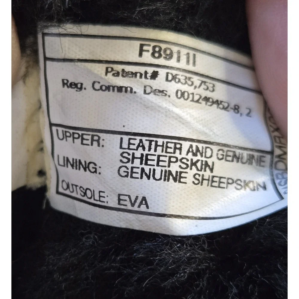 UGG Rommy Lace Up Winter Boots Womens Size 7‎ Black Leather Sheepskin Snow Warm